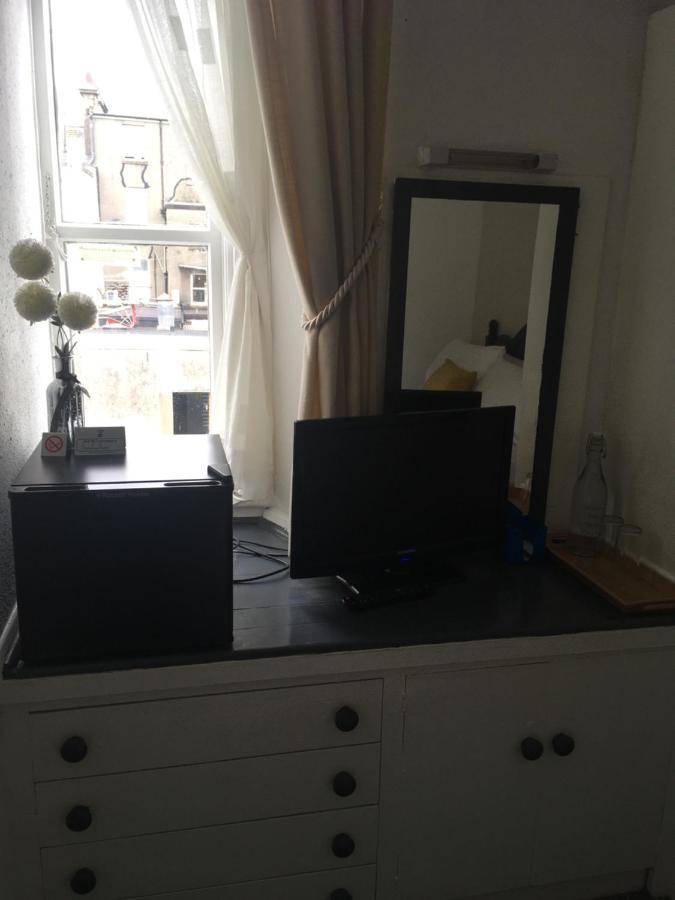 Newburgh Guesthouse Торки Экстерьер фото