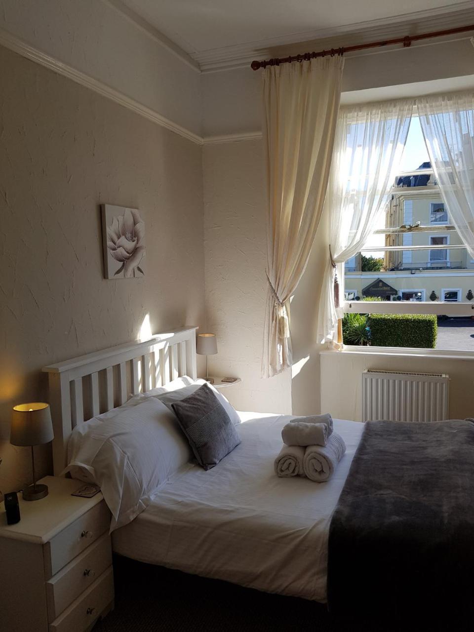 Newburgh Guesthouse Торки Экстерьер фото